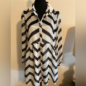 Striped black and White Preppy Women’s mini dress medium